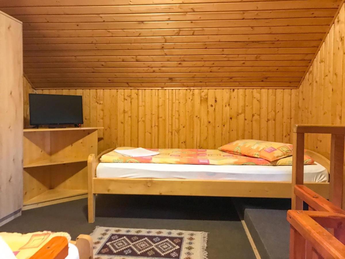 Mano Kulcsoshazak Holiday home Praid